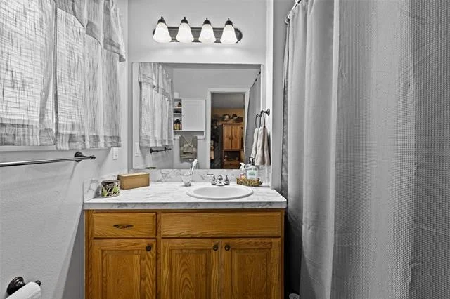 Photo of 7422 Pacal