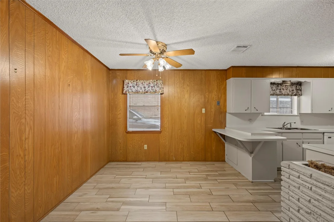Photo of 5807 Caldwell Street