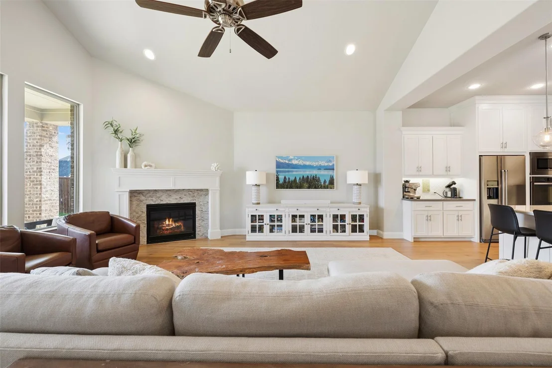 Photo of 1116 Broadmoor Way