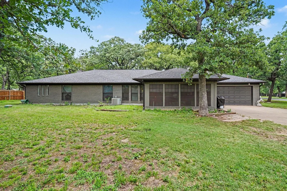 Photo of 1908 Thousand Oaks Drive