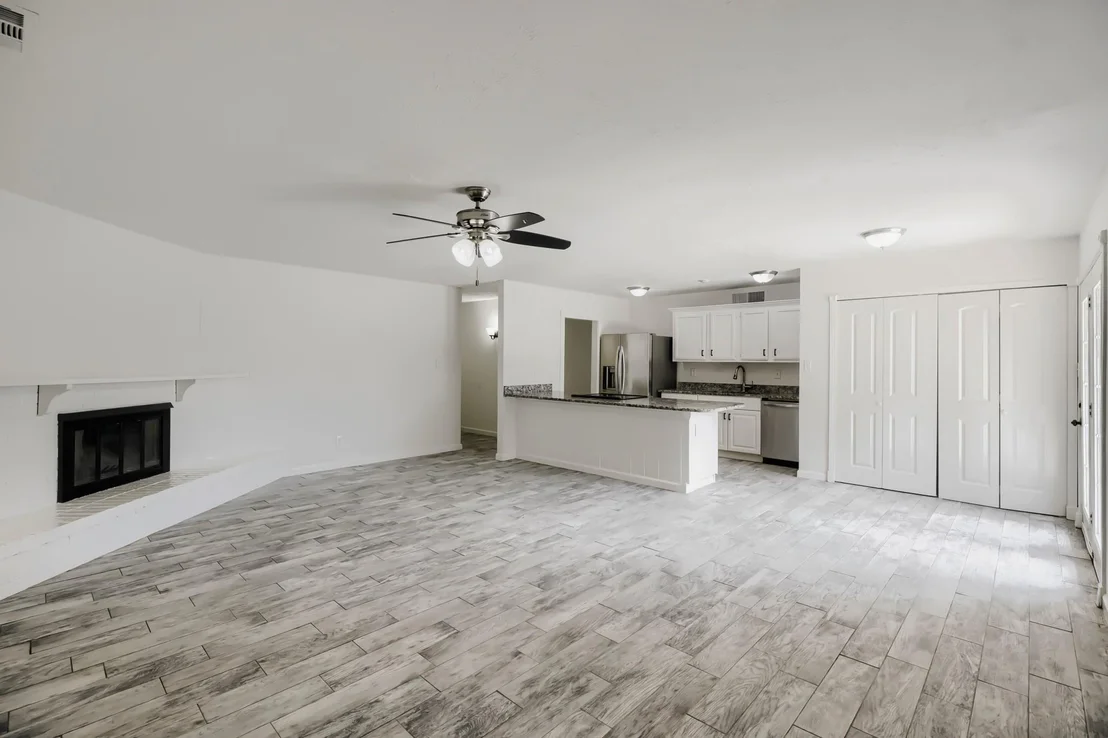 Photo of 804 Netherland Drive