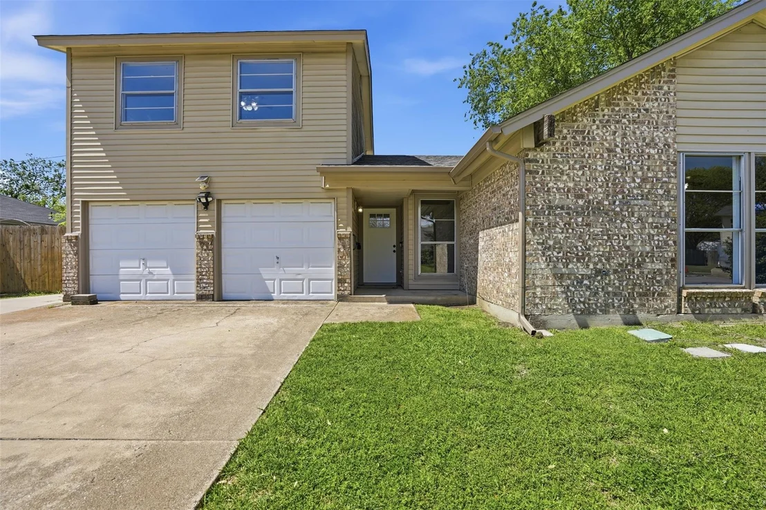 Photo of 6021 Dusty Road