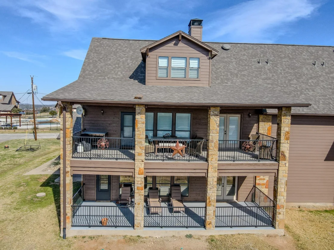Photo of 1204 Eagle Point