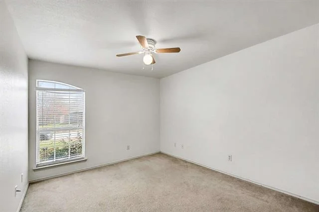 Photo of 813 Wrentham Drive