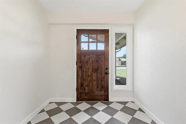 Photo of 2804 Elk Grove Road