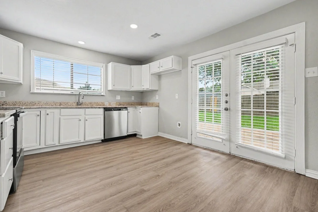 Photo of 4537 Miami Drive