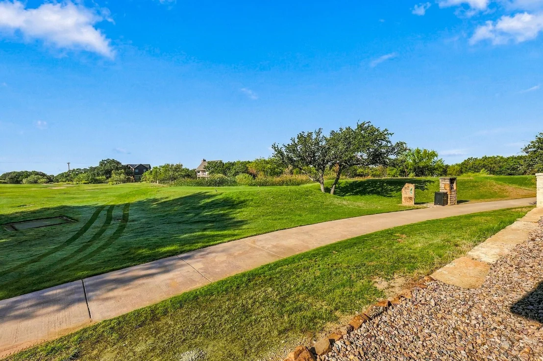 Photo of 125 Oyster Bay