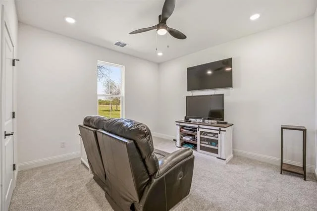 Photo of 445 Rodeo Way