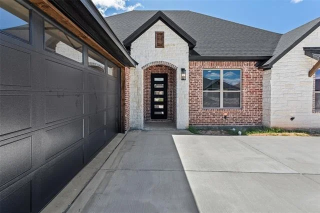 Photo of 1041 Mickelson Drive