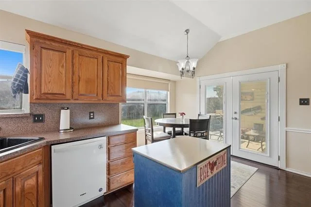 Photo of 708 Hillcrest Drive