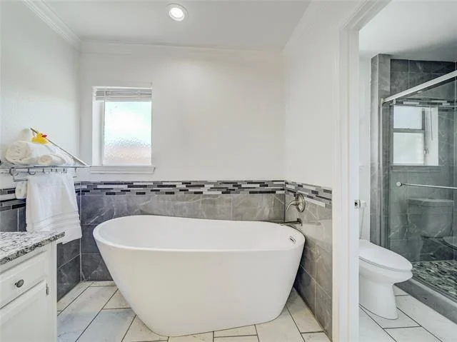 Photo of 6004 White Rose Trail