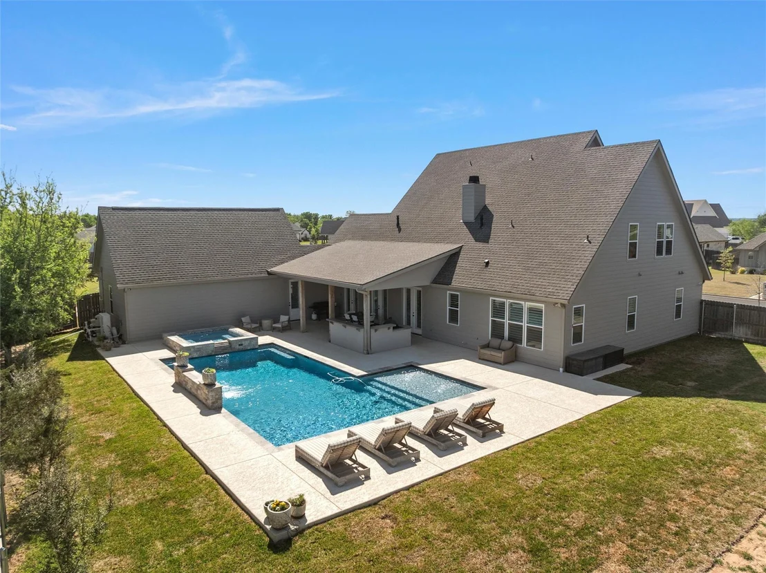 Photo of 216 Wycliff Drive