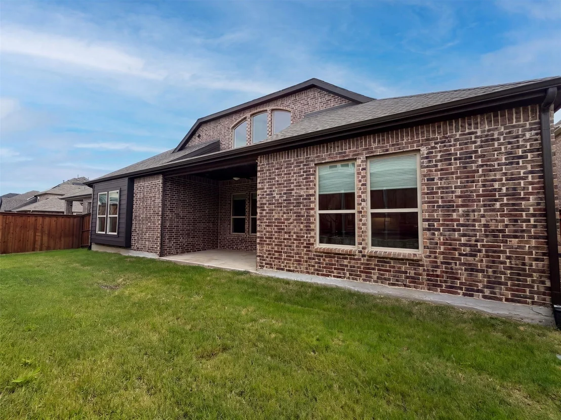 Photo of 850 Elm Park Drive