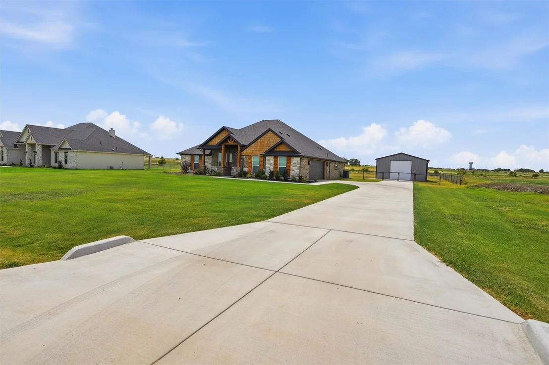Photo of 6941 Eagle Creek Drive