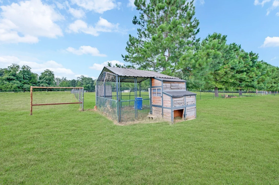 Photo of 923 County Road 2415