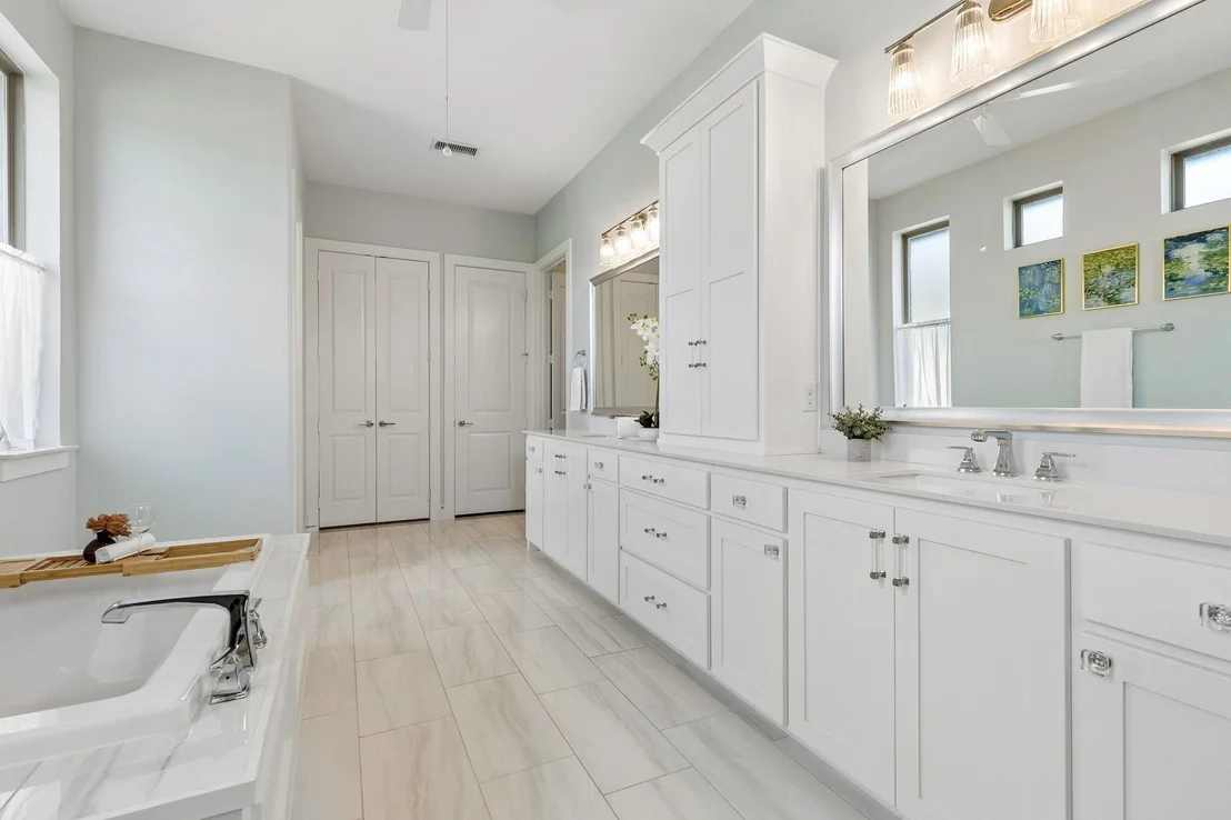 Photo of 3300 Crescent Lane
