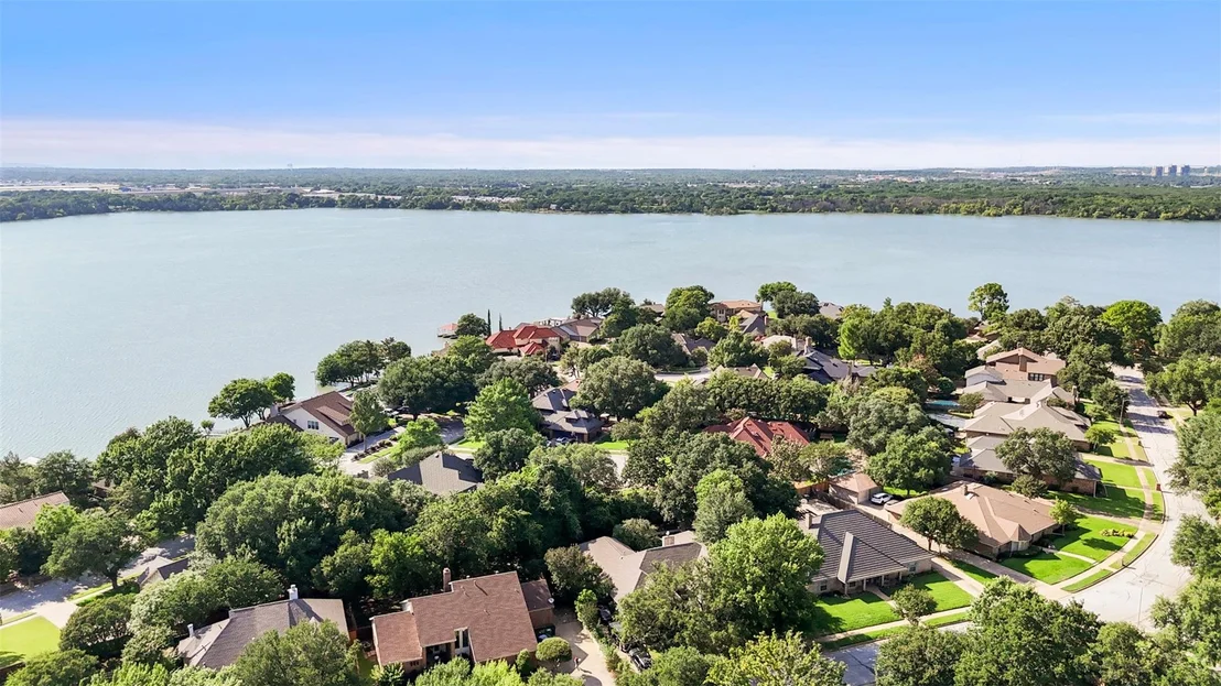 Photo of 3600 Lake Pontchartrain Drive