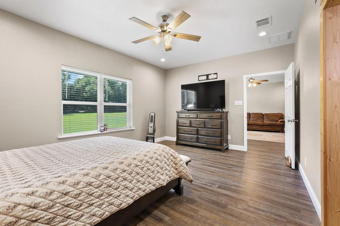 Photo of 2658 Oak Ridge Road