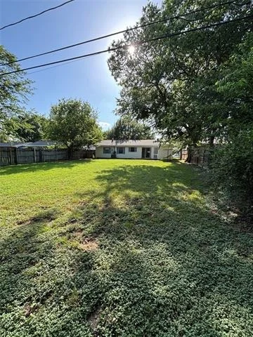 Photo of 1012 Harris Drive