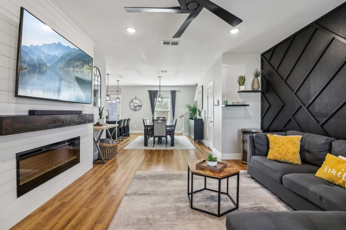 Photo of 6165 River Pointe Drive