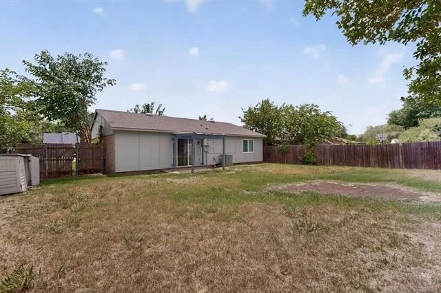 Photo of 2317 Idlewood Drive