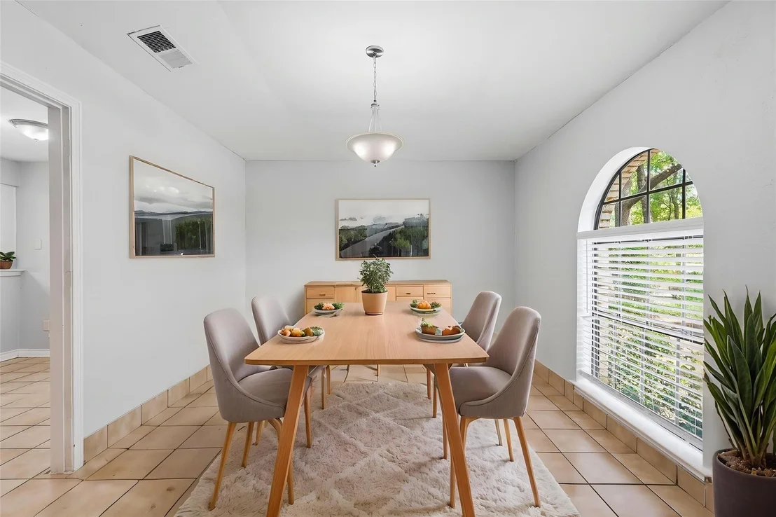 Photo of 1500 Sandy Creek Drive