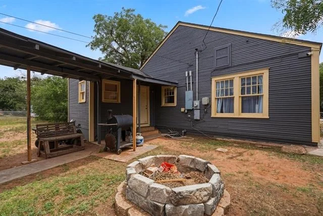 Photo of 512 Yucca