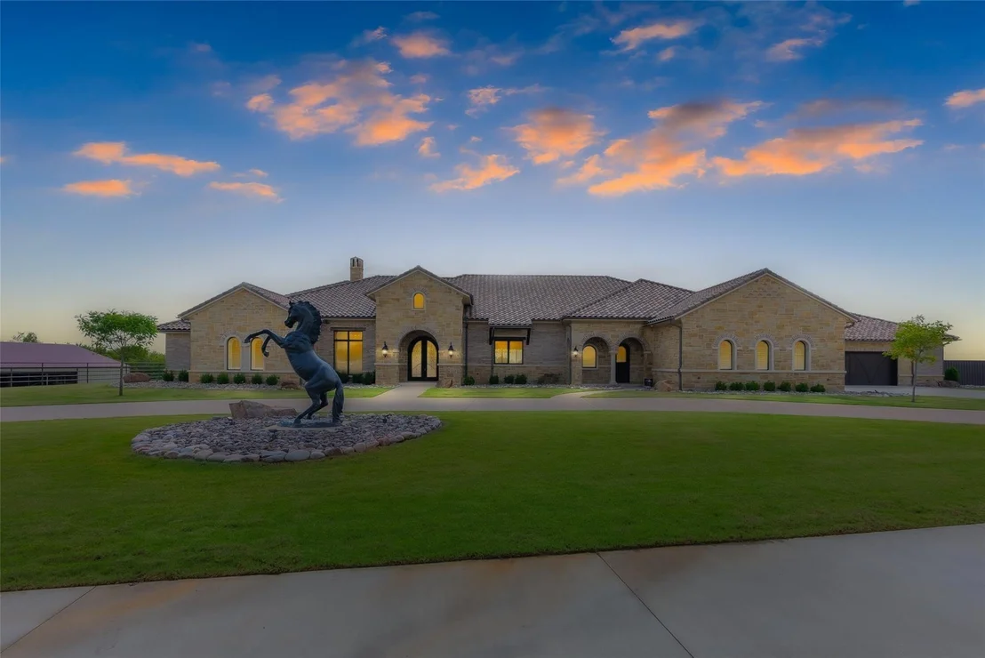 Photo of 5825 County Road 173