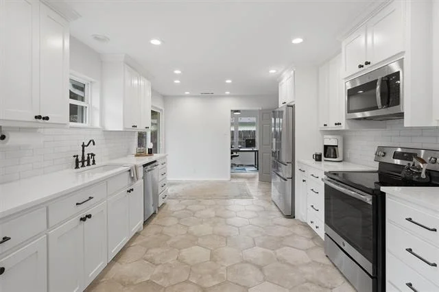 Photo of 4644 Selkirk Drive