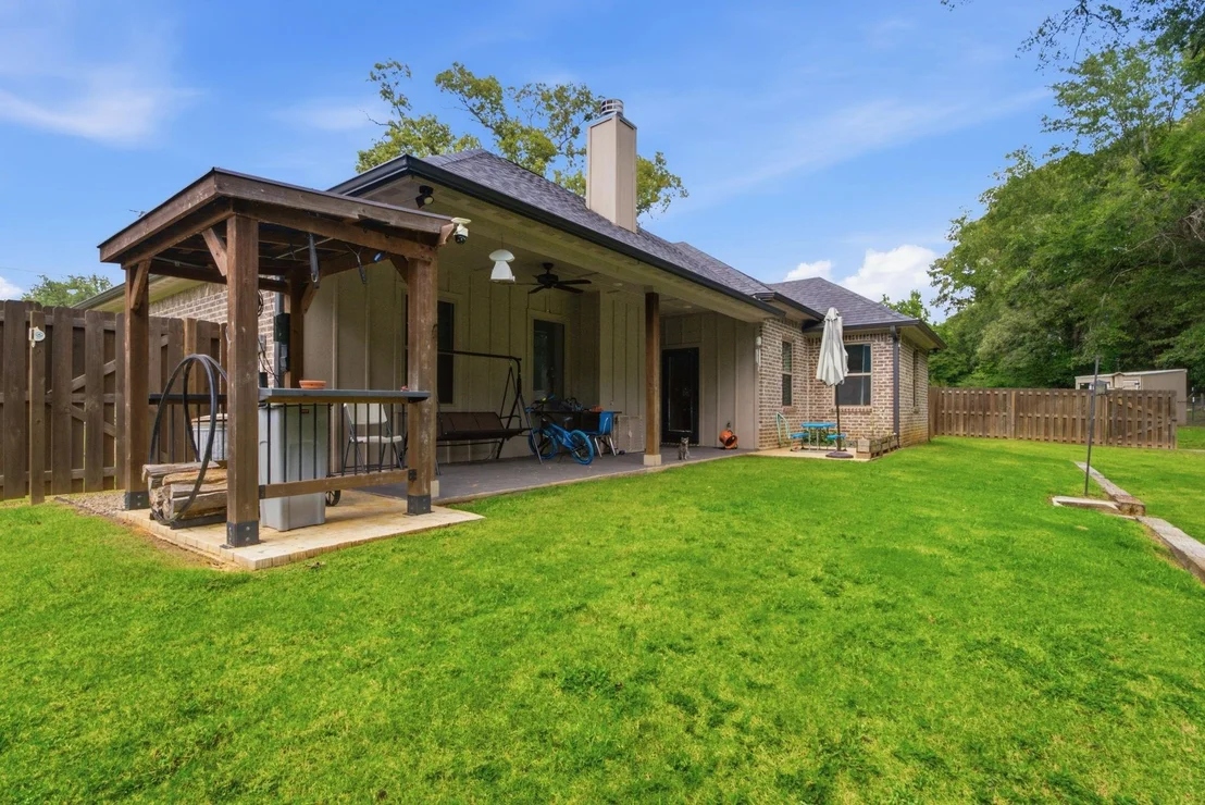 Photo of 13497 Indian Drive