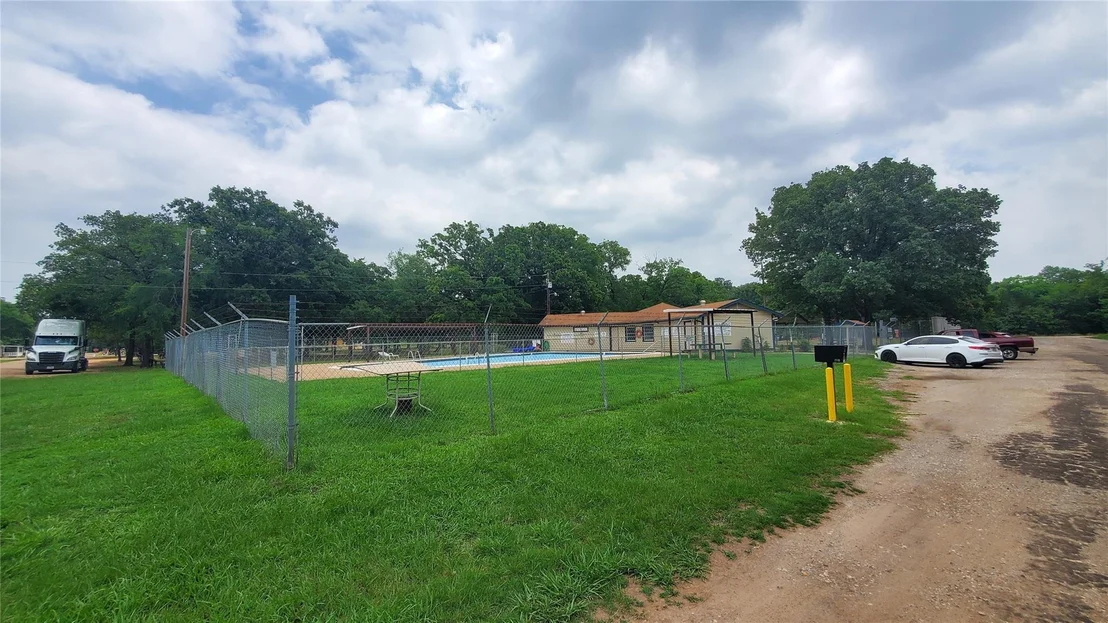 Photo of 7124 Choctaw Drive
