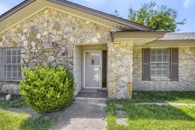 Photo of 419 Allen Drive