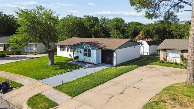 Photo of 2818 Lowell Drive