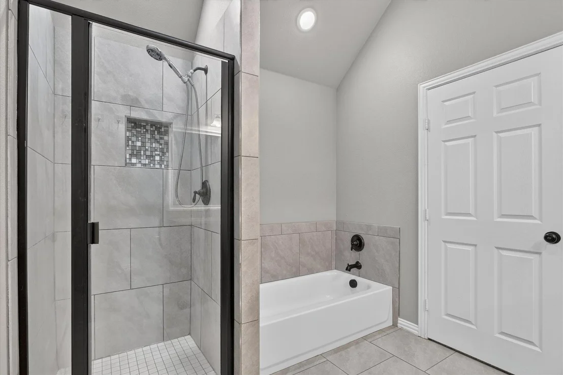 Photo of 1612 Tanglewood Drive