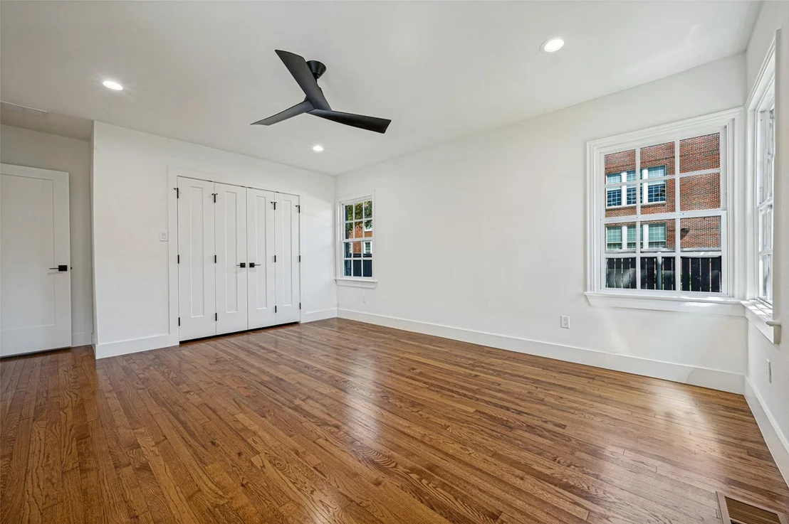 Photo of 4301 Glenwick Lane