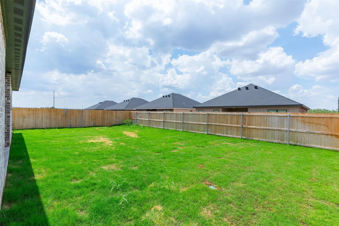 Photo of 7904 Freedom Crest Avenue
