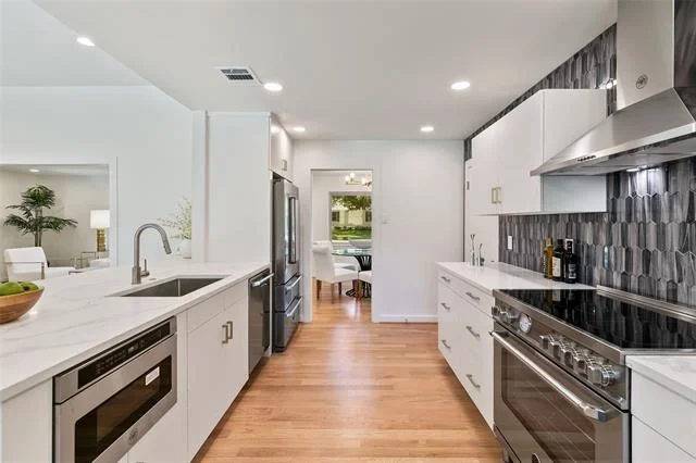 Photo of 7431 Larchview