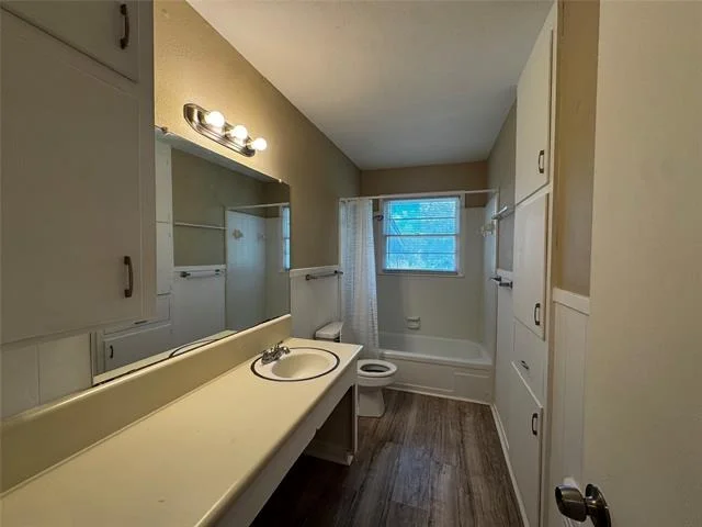 Photo of 2708 Alta Vista Circle