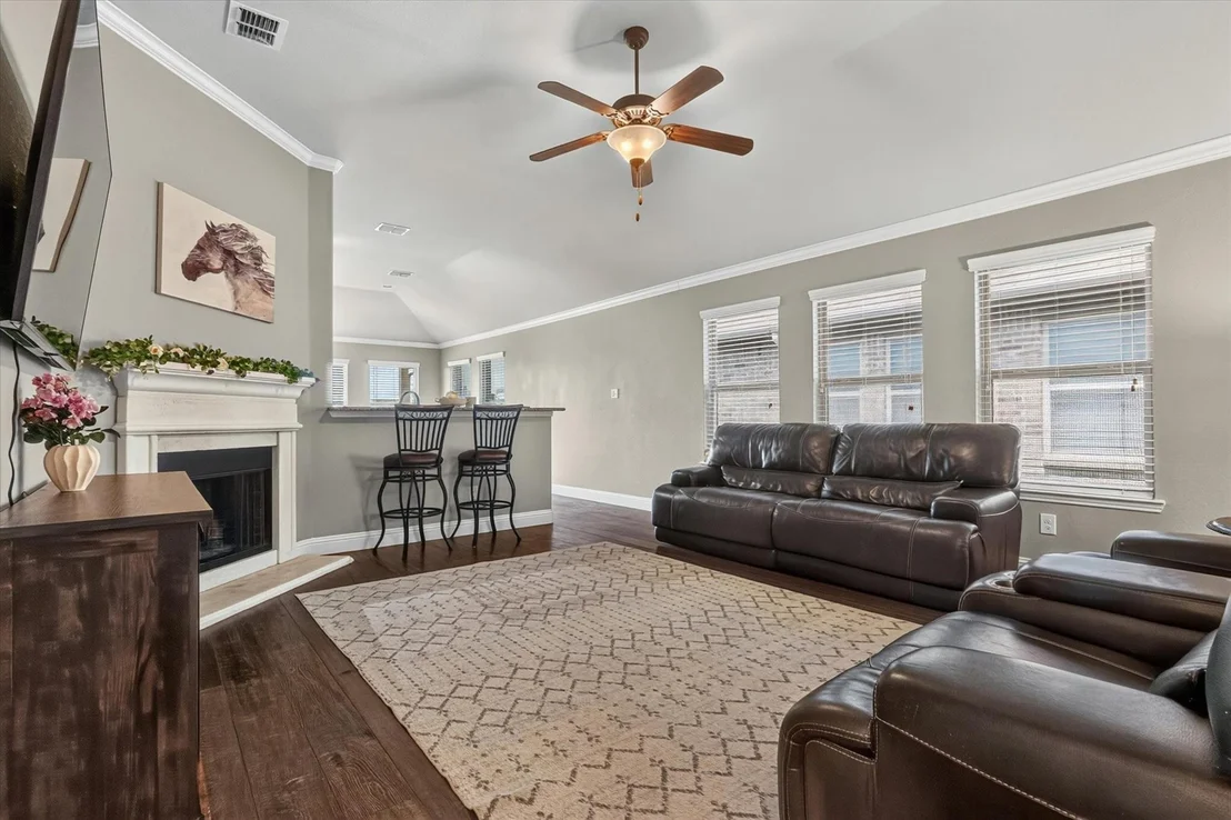 Photo of 441 E Wishbone Lane