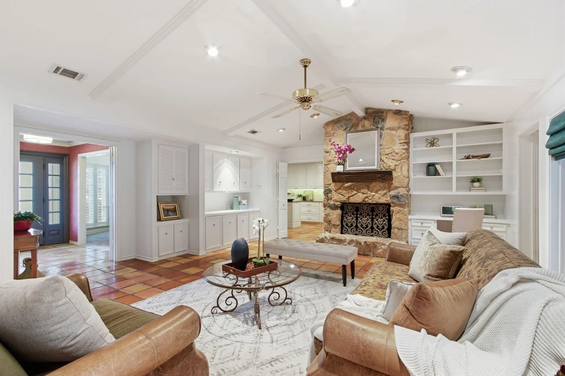 Photo of 209 Fall Creek Drive