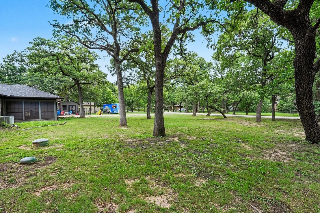 Photo of 1908 Thousand Oaks Drive