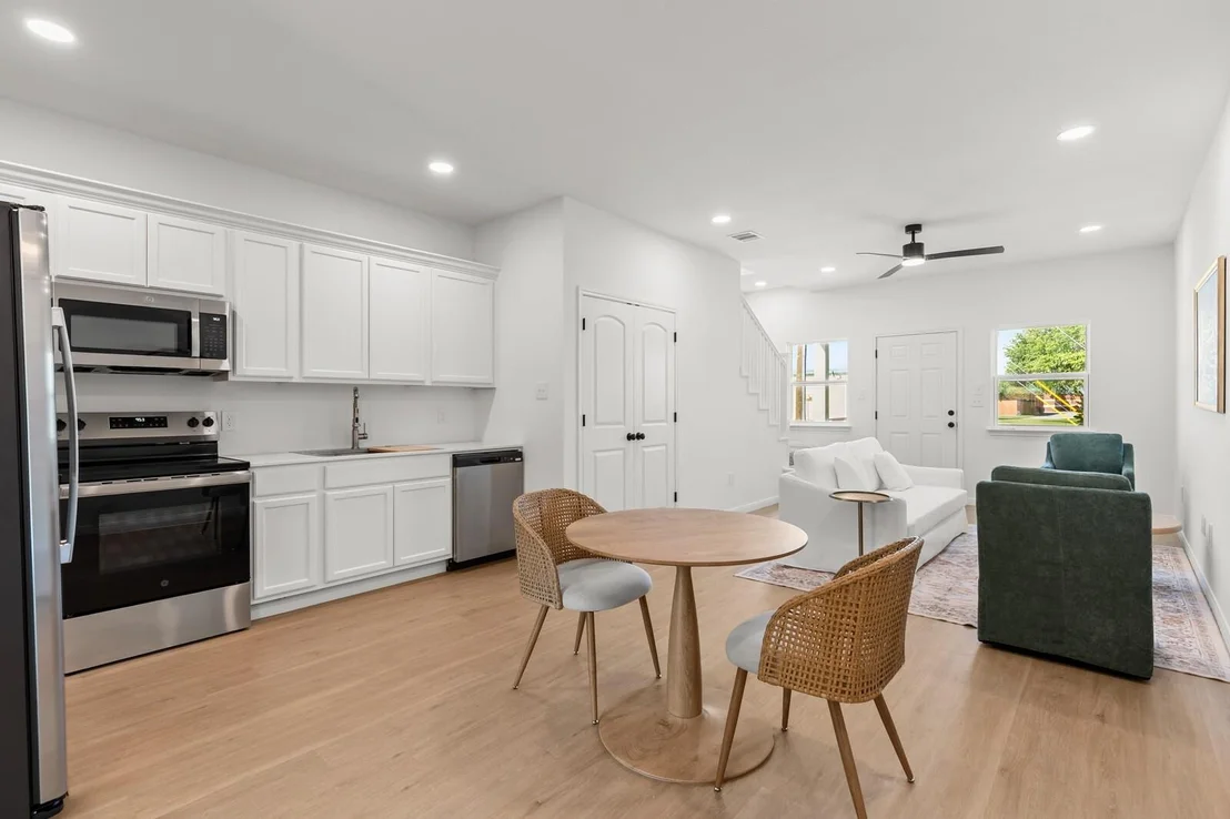 Photo of 84 Crescent