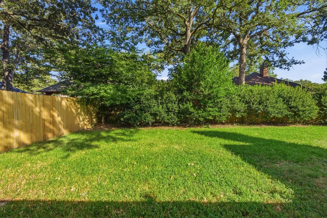Photo of 3309 Storey Lake Drive