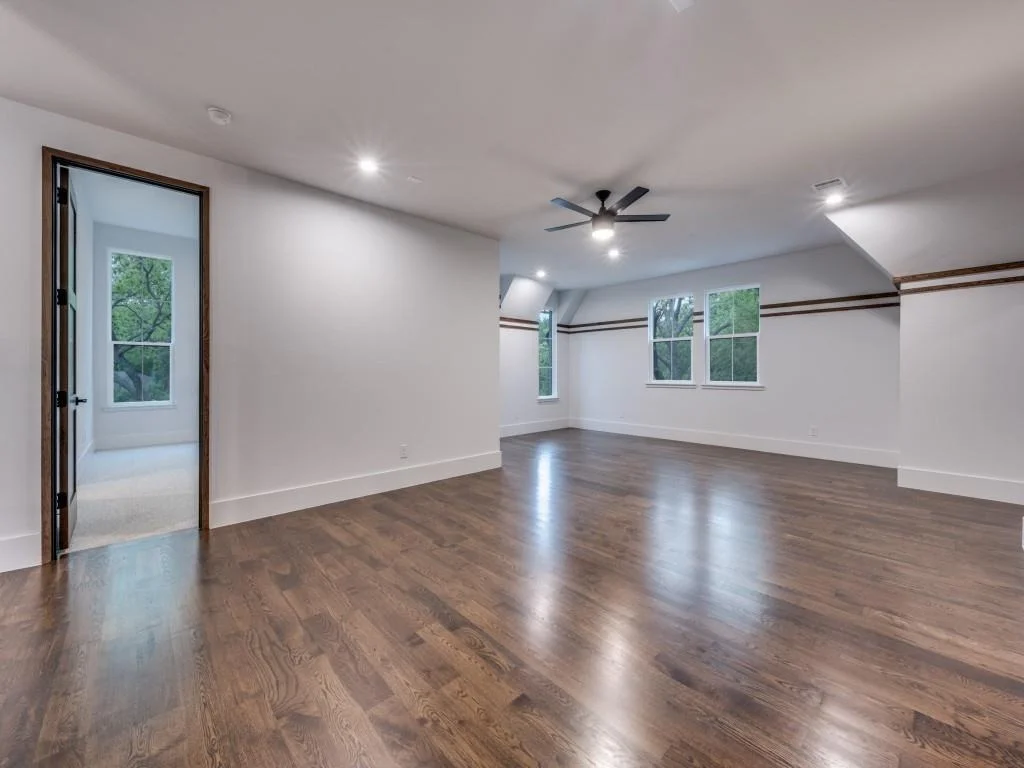 Photo of 9317 Redondo Drive