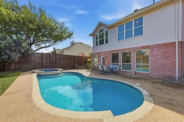 Photo of 1736 Forest Glen Drive