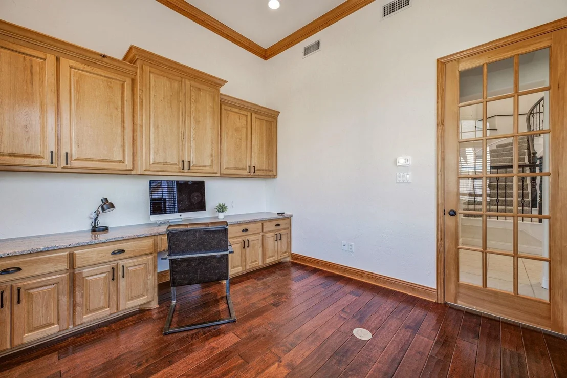 Photo of 2414 Vineyard Drive