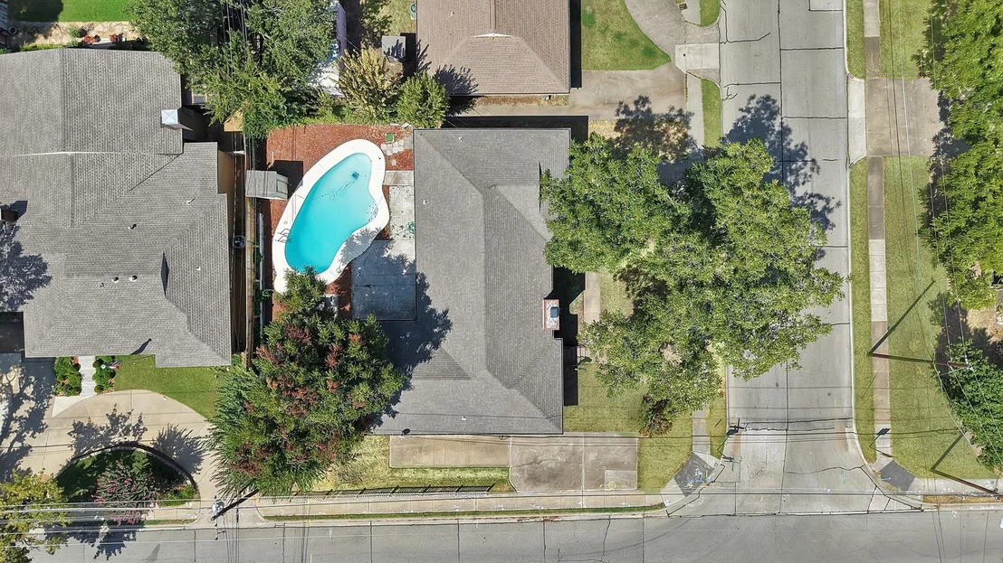 Photo of 1003 Brookhollow Drive