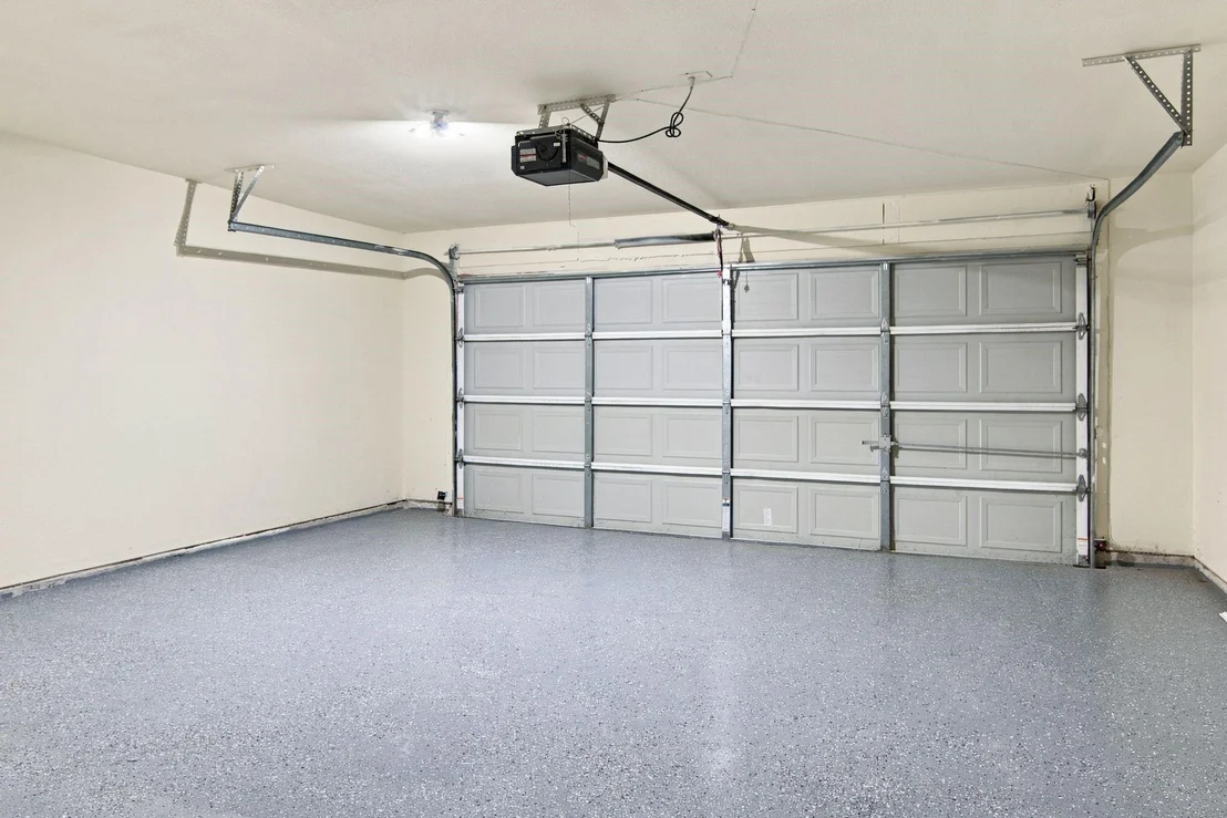 Photo of 717 Redwing Drive