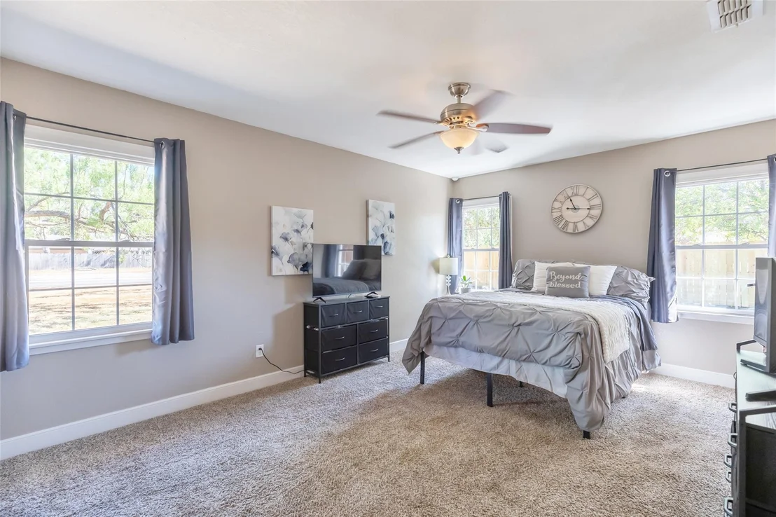 Photo of 1208 Lytle Way Circle