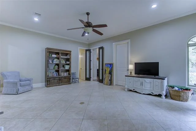 Photo of 122 Forest Creek Circle